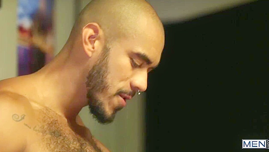 Beefy Louis Ricaute Pounds Enzo Rimenizs Clenching Asshole Deep – PornRack 18+