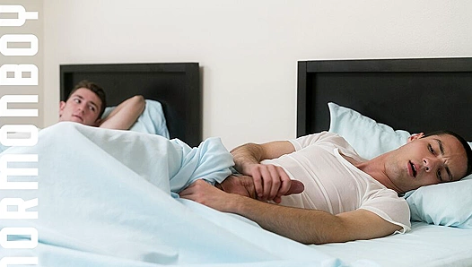 Ormonde Asserts Dominance Over Submissive Ingles in Sweaty Thirst – GayPornXXX