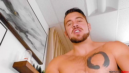 Steamy Santa Surprise: Dante LeRoys Naughty Christmas Butts – 18+
