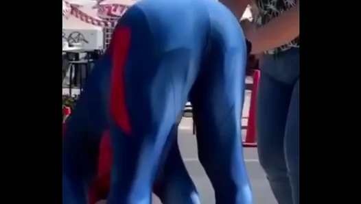 Sensual Spideys Busty Twerking Dream: Steamy Cosplay Booty Dance