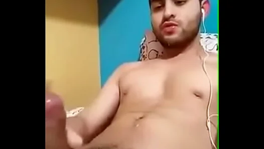 Young Hunks Mind Blown: Amateur Stud Unleashes Hot Load Down Throat in Wild Oral Thrill