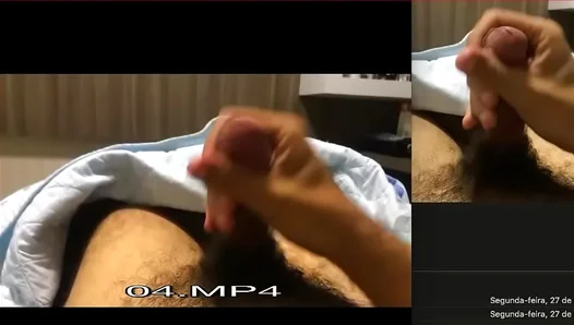 Steamy Self-Love Session: Muscular Brazilian Exposes His Thick, Hairy Brazilian Beef – 18+