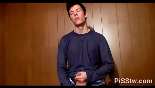 Intense Urine Solo Session: Fetishes Come Alive as He Plays in His Own Golden Nectar – 18+