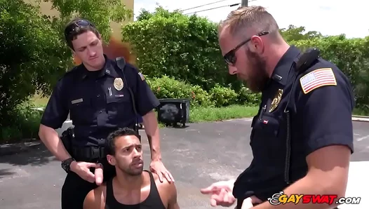 Steamy Massage Encounter: Thick-Haired Hunk Gobbles Up Rugged Black Beasts Mammoth Meat –