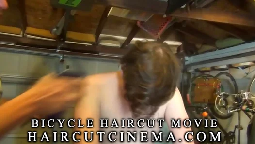 Jacobs Slick Thighs Rubbing Together: Bondage Bike Thrills as Hes Shaved Neat and Tight –