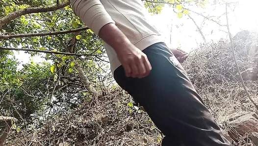 Steamy Forest Encounter: Tender Lovers Intimate Massage Under Natures Embrace – 18+