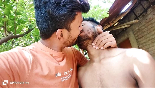 Rural Romance Ignites: Indian Lovers Thirsty Anal Oral Desire Under Starry Skies –