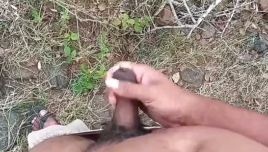Desi Forest Flings Secret Thrills Explode into Intense Masturbation Session