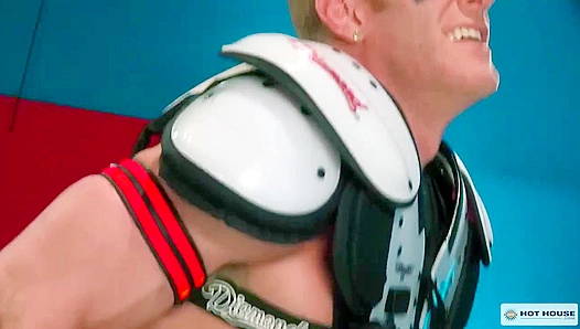 Johnny and Aarons Steamy Rendezvous: Jocks Let Loose in Natures Embrace