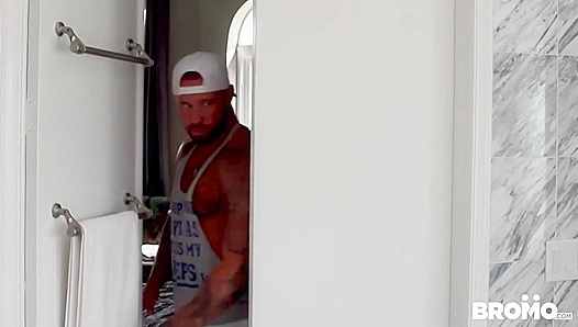 Steamy Shower Sex: Santoro Romans Hung Throats and Raw Passion – BromoUS