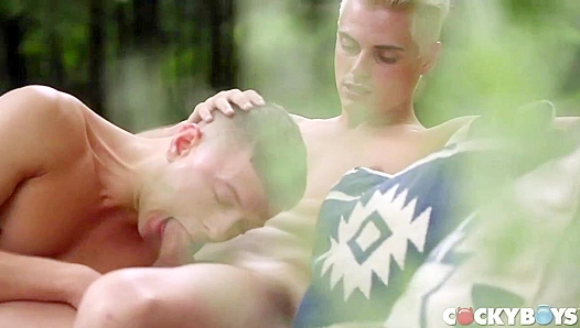 Summer Sizzle: Austin Bens Sweaty Gay Hookup – CockyBoys 18+