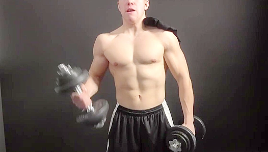 Seduced By Brawn: EastBoys Hunky Beefcake Struts Ripped Flesh for Your Eyes
