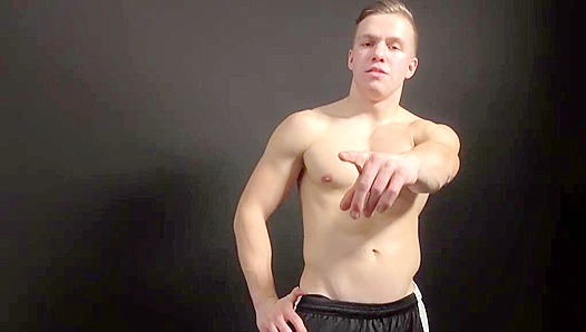 Seduced By Brawn: EastBoys Hunky Beefcake Struts Ripped Flesh for Your Eyes