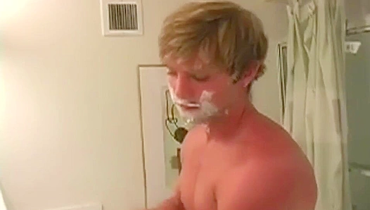 Luke Strokes His Thick British Cock for Maximum Pleasure – Circle Jerk Boys