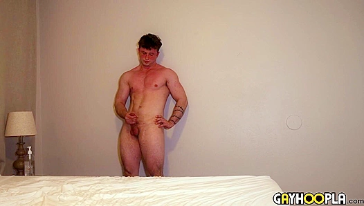 Trent Fox Unleashes Massive Ego with Enormous, Veiny Cock – HotGuysFuck 247