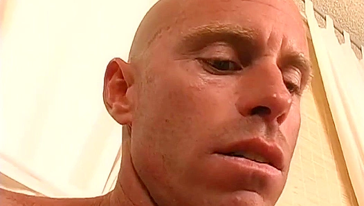 Lairds Hair Drenched: Spurts of Thick Cum Rain Down As He Serves – HotDudesOver30