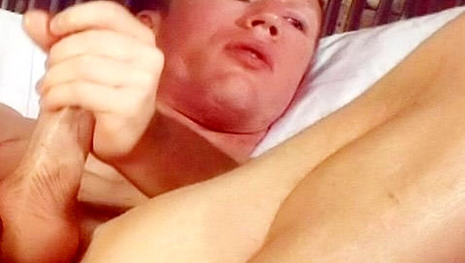 Steamy Self-Love: Jakes Throbbing Cock Gets Pleasured by Powerful Vibration – Falcon