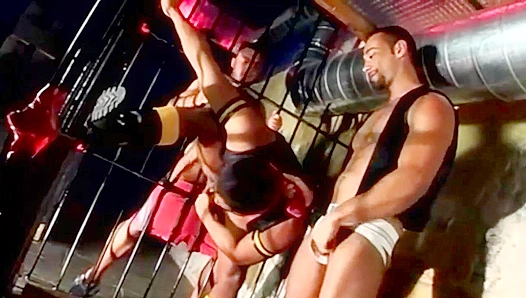 Bareback Rampage: Massive Muscle Studs Unleash Raw, unprotected Beast Mode in Steamy