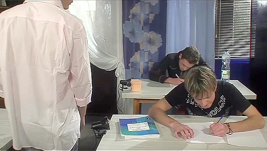 Stifling Classroom Desires Ignited: Hung Twinks Engage in Raunchy Blowbang Orgy