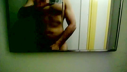 Chiseled Beauty Exposed: Drool-Worthy Muscles Soft, Plump Assets on Display –