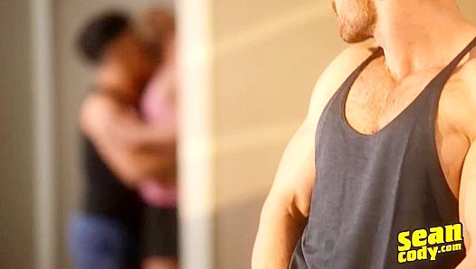 Steamy Sweat-Slick Rendezvous: Chiseled Beefcakes Thrill in Sweaty Gym Three-Way –