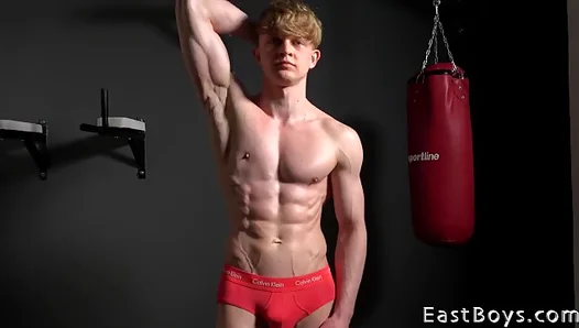 Sculpted Muscle Twink Craves Throbbing Cock Thrusts in Hardcore Tryout Fuck Fests