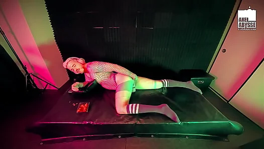 Devouring the Fresh Fruit: Axels Hungry Throats Swallow Juicy Cock – GayPornXXX 18+