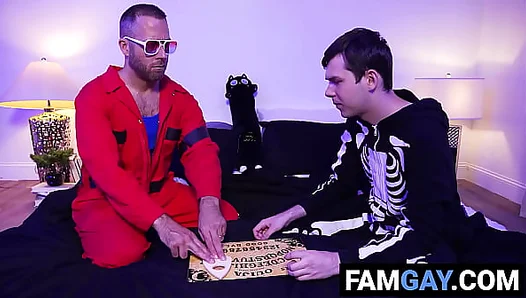 Dakota Lovell Pounds Joel Ruggedly as Ouija Board Sparks a Wild Sex Session – GayPornHub