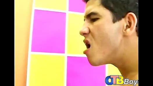 Steamy Latino Ride: Devouring the Thick Latin Studs Hung Beef for Anal Bliss – XXXTape 18+