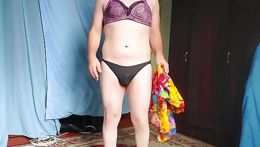 Youthful Vlogger Transforms into Seductive Feline Cougar: Voluptuous Booty Tits Unleashed