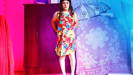 Juicy Femboy Tempts with Naughty Bared Booty Show – SexyGayBooty 18+
