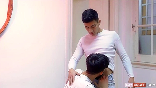 Daniel Ignites Passionate Latin Desire – Steamy Heat Unleashed