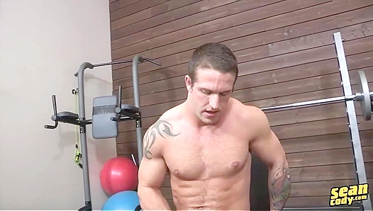 Ripped Beefcake Exposes Chiseled Physique, Blasts Thick Load – SeanCody xXx