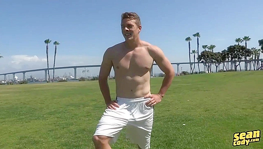Ripped Soccer Hunk Spills Hot Jizz on His Firm Abs – Sean Cody Exclusives