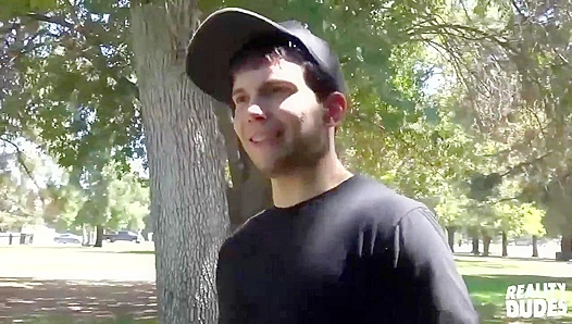 Skater Buddies Discover Raw Thrills: Unprotected Outdoor Anal Adventure – GayPornX 18+
