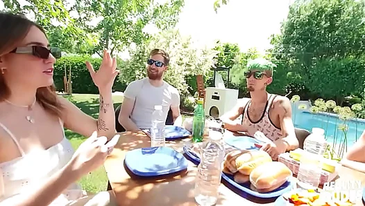 Stepdads Secret BBQ Desire: Innocent Teen Benjamin Tempts Him