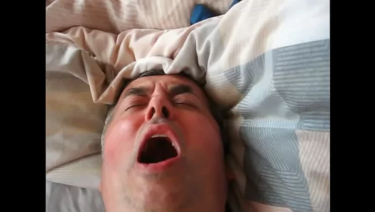 Steamy Solo Thrust: Amateur Boys Intense Masturbation Peak Reaches Climax