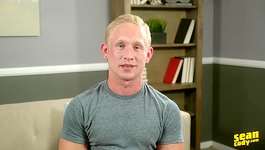 Blonde Beast Jeremie Goes Wild Fisting His Tight Hole Raw Rough - SeanCodyX