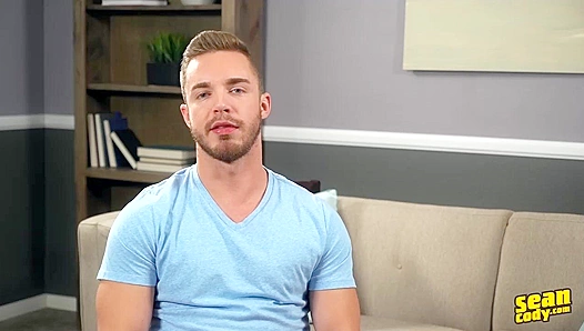 Midwest Muscle Gets Horny — Live Solo Workout Turns Steamy – SeanCodyX