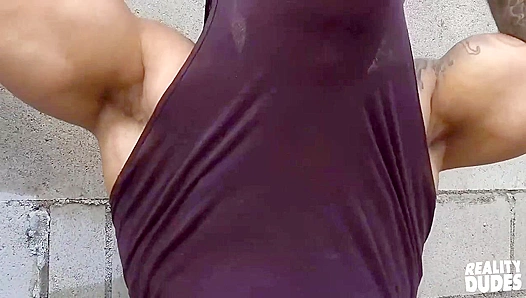 Bears Raw Domination: Paul Wagner Pins Lorenzo Flexx for a Hard, Hung Filling –