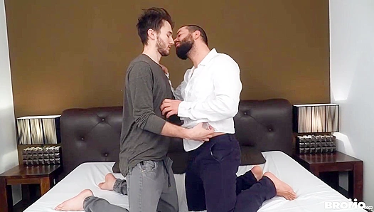 Hairy Men Engage in Lustful Frenzy, Sweaty Skin Beards Collide – BromoUS 18+