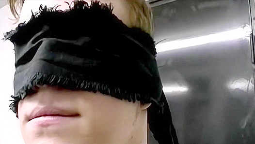 Blindfolded Pleasures Ignited: A Steamy Handjob Desperation – Fetish Fantasy Frenzy