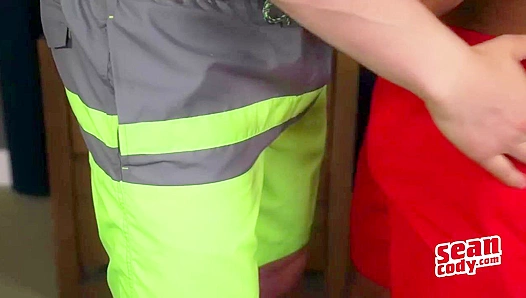 Ashers Powerful Thighs Slam Kierans Clenching Hole as He Takes Ashers Huge White Dick –