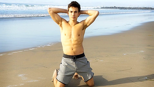 Lean, Flexed Muscle on Display: SeanCodyX Exclusives Ilan Shows Off His Alluring