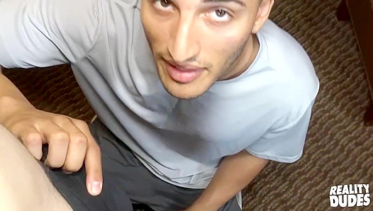 Zeaks Hung Chaser Unleashes Monster Load Straight into Pauls Waiting Hole – 18+