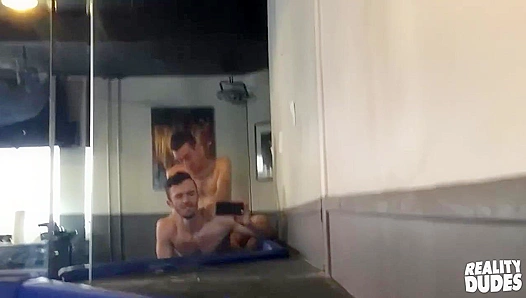 Jimmy Takes Charge: Williams Tight Hole Surrenders to Jimmys Hung Thirst
