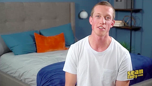 Dixons Rigid Shaft Thrills as He Frantically Masturbates Nude on Bed – SeanCodyX