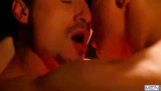 Pounding Justin Blakes Clenching Holes, Jay Roberts Savoring Every Thrust – GodsOfMen