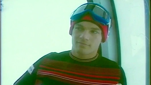 Steamy Mountain Bump: Johnny Hanson Devours Jeff Michaels Throbbing Beef on the Chairlift